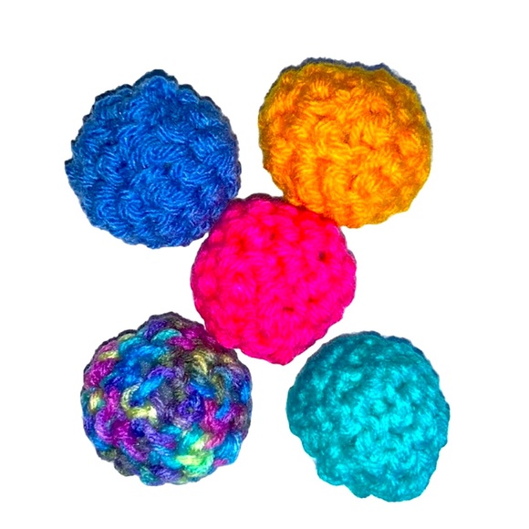 HAND CRAFTED Colorful 5 Crochet Yarn Potent Organic Catnip Interactive Cat Toys - Picture 1 of 9